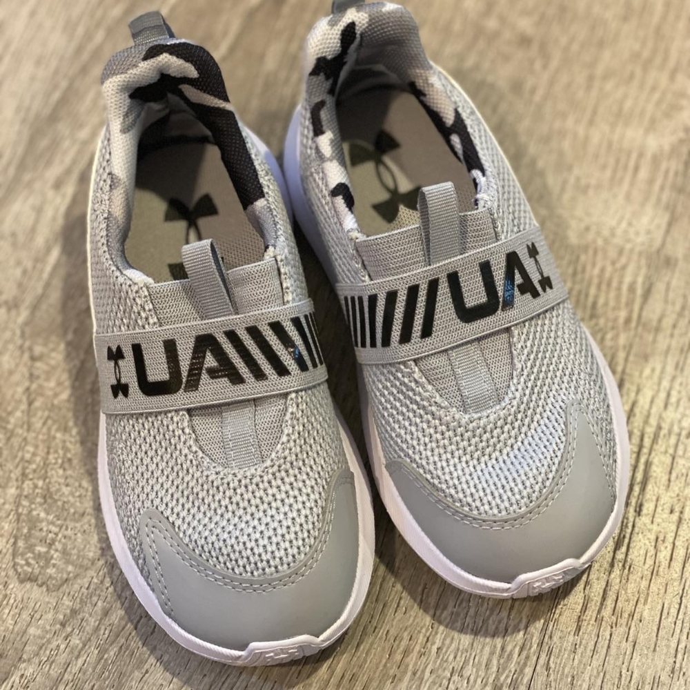 Under Armour Grey Boys Sneakers - Size 9